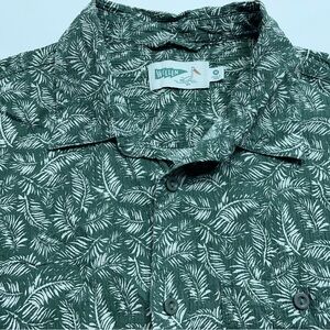 Wellen Huckberry Shirt Mens Medium Short Sleeve Button Crinkle Cotton Hawaiian